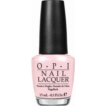 Opi It'S A Girl! Klasszikus körömlakk 15ml