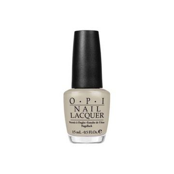 Opi Skull &amp; Glossbones Klasszikus körömlakk 15ml