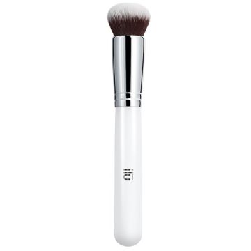 Ilu Round Top Kabuki Brush 105 Merry-go-round